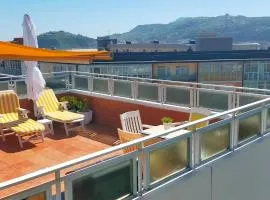 Coqueto ático con espectacular terraza