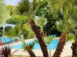 La Villa Archipel Royan Suites & Pool Tennis