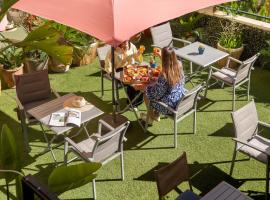 Hôtel Locarno Nice, hotel din apropiere de Aeroportul Coasta de Azur din Nisa - NCE, 