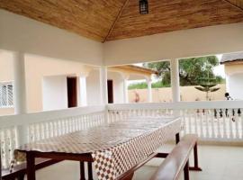 Sine Saloum, acomoda&ccedil;&atilde;o com cozinha em Fimela