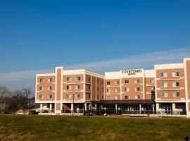 Courtyard by Marriott Rome, hotel em Rome