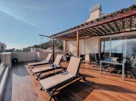 Luxury Horizon Penthouse Budva, hotel i Bečići