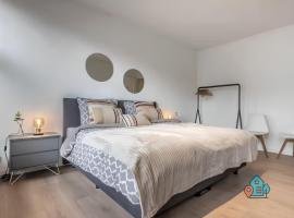 Peaceful Stay 2 King Beds, WIFI and Great Value, hotel in Amsterdam