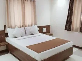 Hotel Radhika