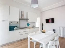 Elengante e Spazioso vicino al lago e al centro