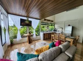 Cabañas Caeli, El Colibri, NEW La Fortuna Rainforest Cabin w Panoramic Views