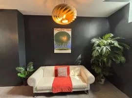 New City Centre 2 bed Apartment Flat 2 Onsite Parking inc