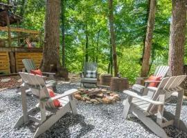 Cozy Cabin Overlooking Close to Boone and West Jefferson