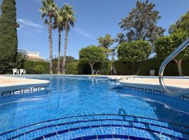 Casa Mariposa - Los Alcázares Bungalow, hotel v destinaci Los Alcázares
