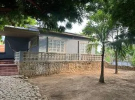 Surfer Grill Accommodation - Pradomar PC Experience