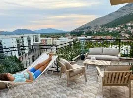 Tara Apartments SUNSET VIEW