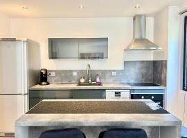 Charmant appartements Sallanches, hotel v mestu Sallanches