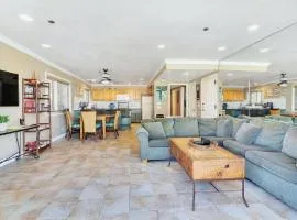 Three Bedroom Condo with Bay Views in San Diego