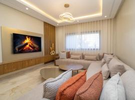 Calme & Cocon Apartment Near Airport, Hotel in Nouaceur