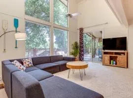 WFH-Friendly Retreat Less Than 1 Mi to Clear Lake!