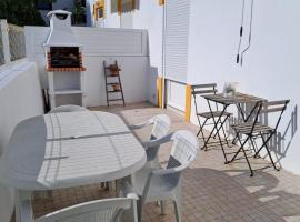 CASA DA PRAIA DA POÇA - Apartamento Rosa、エストリルのホテル