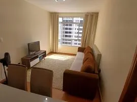 Conforto familiar – Wi-Fi veloz e 1 min da praia