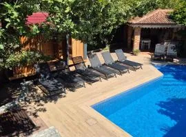 Villa Amalia Apartments