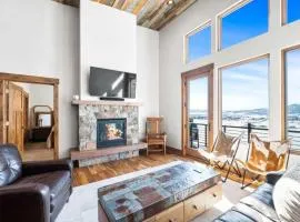 Luxury Townhome with Stunning Ogden Valley Views