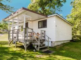 Georgian Bay Rockwood 3-bdrm Waterfront Cottage #2