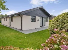 4 Bed in Brecon oc-m32973