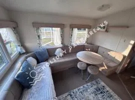 Cosy Cove at Seal Bay - 2 Bedroom Holiday Home on White Horse