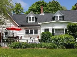 Cape Cod Historical Oasis - Mecarta Farm