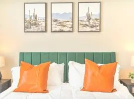 Cozy Cactus - 5 Bed Suite w Pool - Stadium - Golf