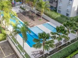 Apto c Piscina e Quadras no Recreio