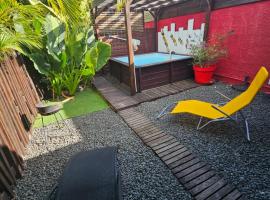 Bungalow et sa ti piscine、サン・フランソワのホテル