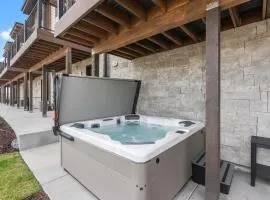Jordanelle Express Gondola Condo 3 BR Hot Tub