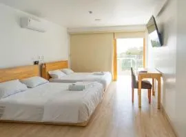 Hospedaje La Angostura