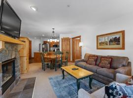 Red Hawk Lodge 2267 by Summit County Mountain Retreats, hotel v destinaci Snake River Health Services Incorporated Heliport