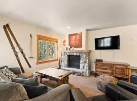 Expedition Station 8603 by Summit County Mountain Retreats