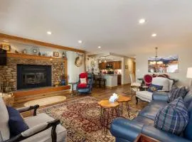 Pines 2158 by Summit County Mountain Retreats