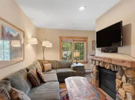 Expedition Station 8576 by Summit County Mountain Retreats