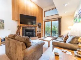 Ski Run 412 by Summit County Mountain Retreats