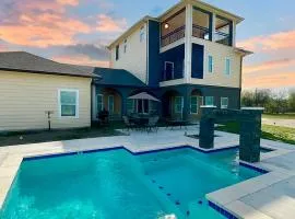Brand new house 3 floors 8 bedrooms