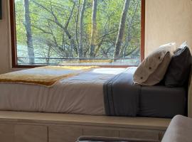 Tiny house r&iacute;o Calle Calle, căn nh&agrave; nhỏ ở Valdivia