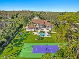 Sunny Luxury Villa w POOL near Downtown