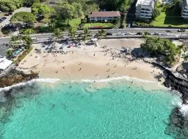 Ocean View White Sands Village only steps away from Magic Sands Beach