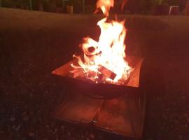 Hongcheon Oullim Glamping Pension, hotel di Hongcheon