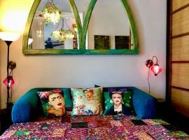 Muzeum design Apartment at downtown