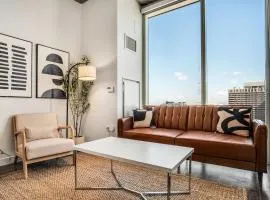 Boulevard Stays Highrise STU Sky Pool Parking Gym 20