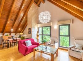 Casa Ferran, amplias habitaciones y apartamentos de montaña