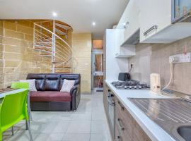 Seaview Marsaxlokk Townhouse, steps from Market by 360 Estates, Hotel in Marsaxlokk