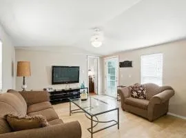 Desert Haven Cozy 2-Bedroom Mobile Home Near NMSU home