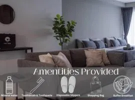 Deluxe Seaview Suite Twin Bed by The Only Bnb