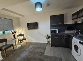 Cosy 1 Bedroom Flat Sleeps 2 Free Wi-Fi