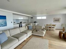 6 Ocean Gate apartment, hotel u gradu Newquay